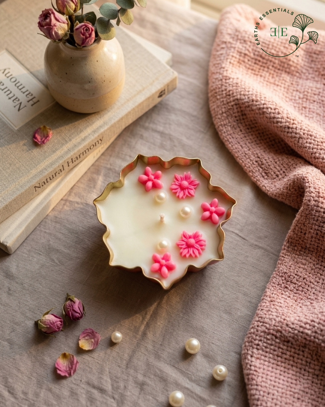 Lotus Bloom Urli Candle